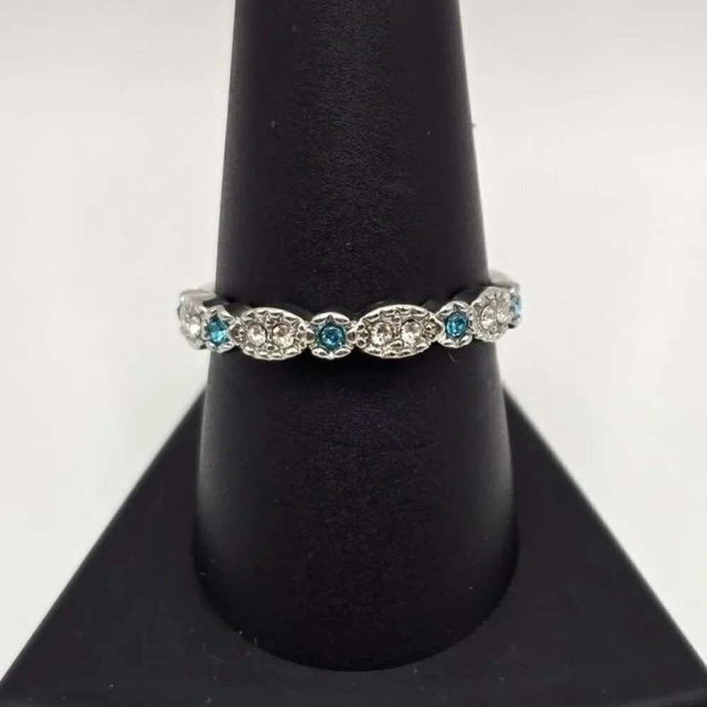 Ring Set With Blue & Clear Stones In Silver Tone For Women Size 9 (NWOT)‎